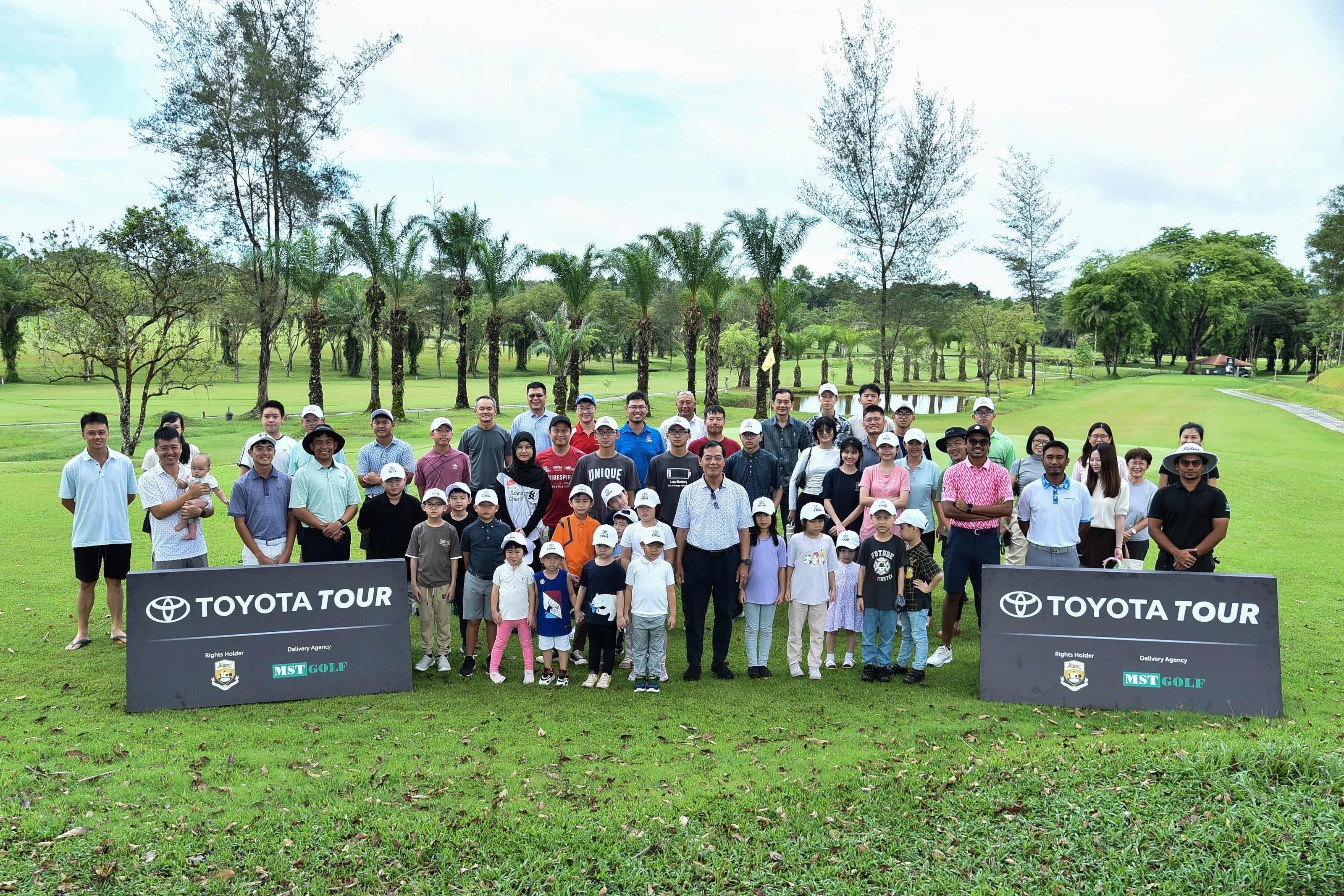 30 SIBU JUNIORS GET VALUABLE TIPS FROM TOYOTA TOUR PROFESSIONALS – Toyota